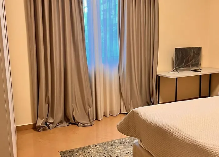 Chaplin Apartmán Tirana