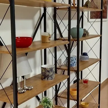 Chaplin דירה טיראנה