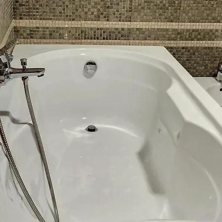 דירה Chaplin טיראנה