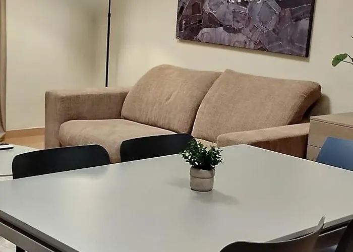 Chaplin ティラナ